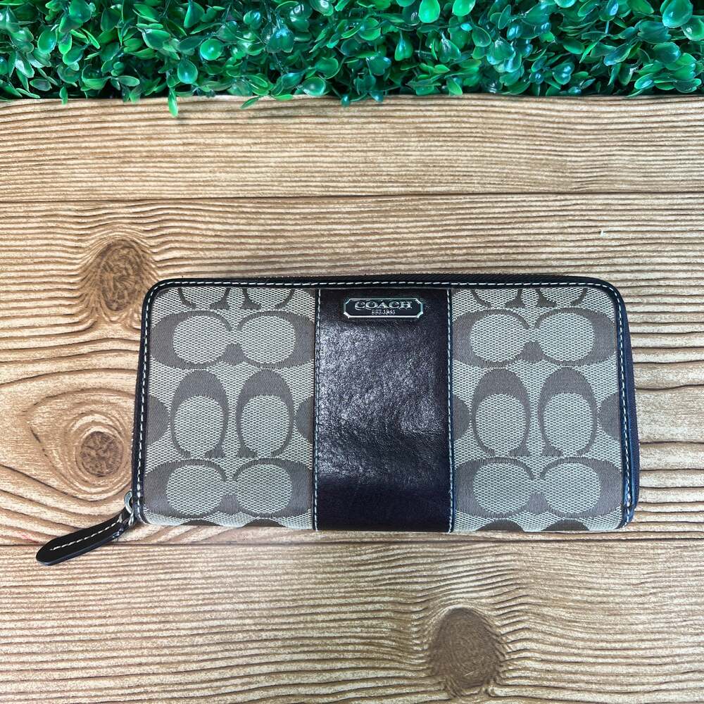 Coach Monogram C Style Zippy Credit Card Wallet Brown Leather